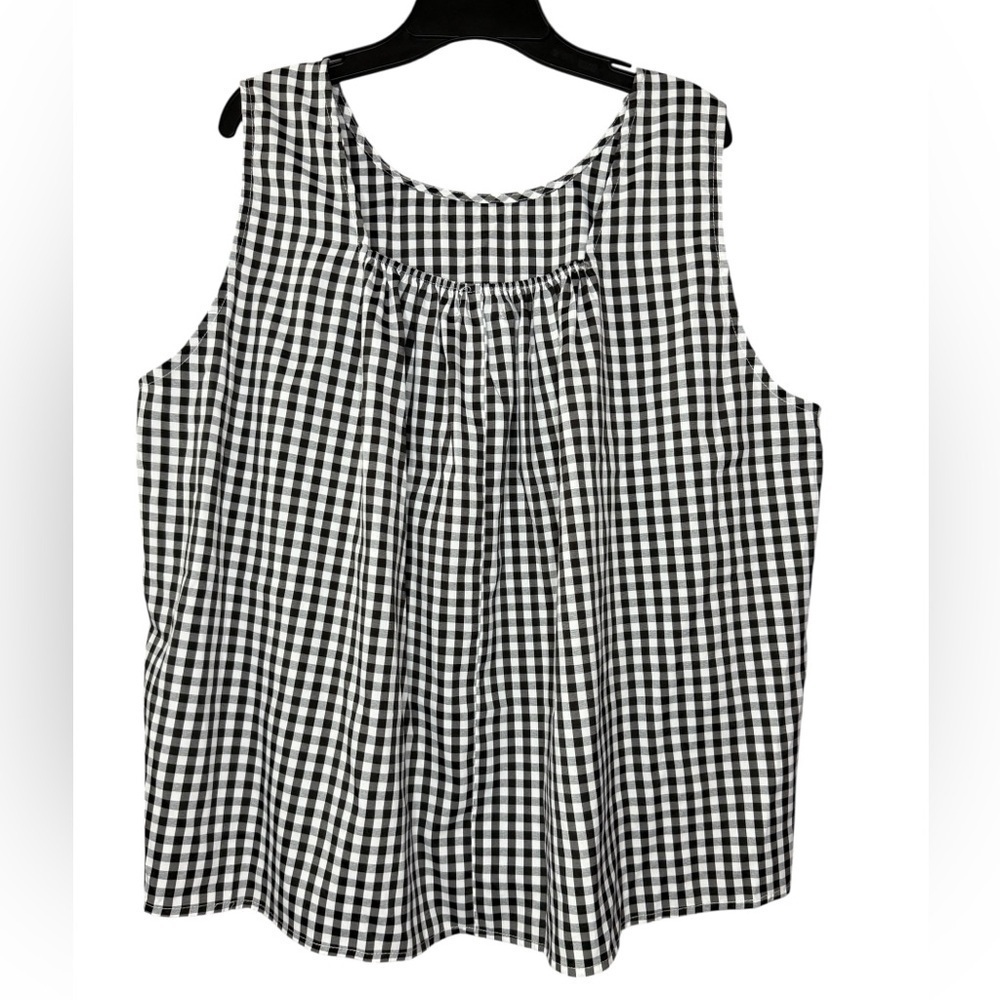 Adore Me Black and White Gingham Tank Top Size 1X